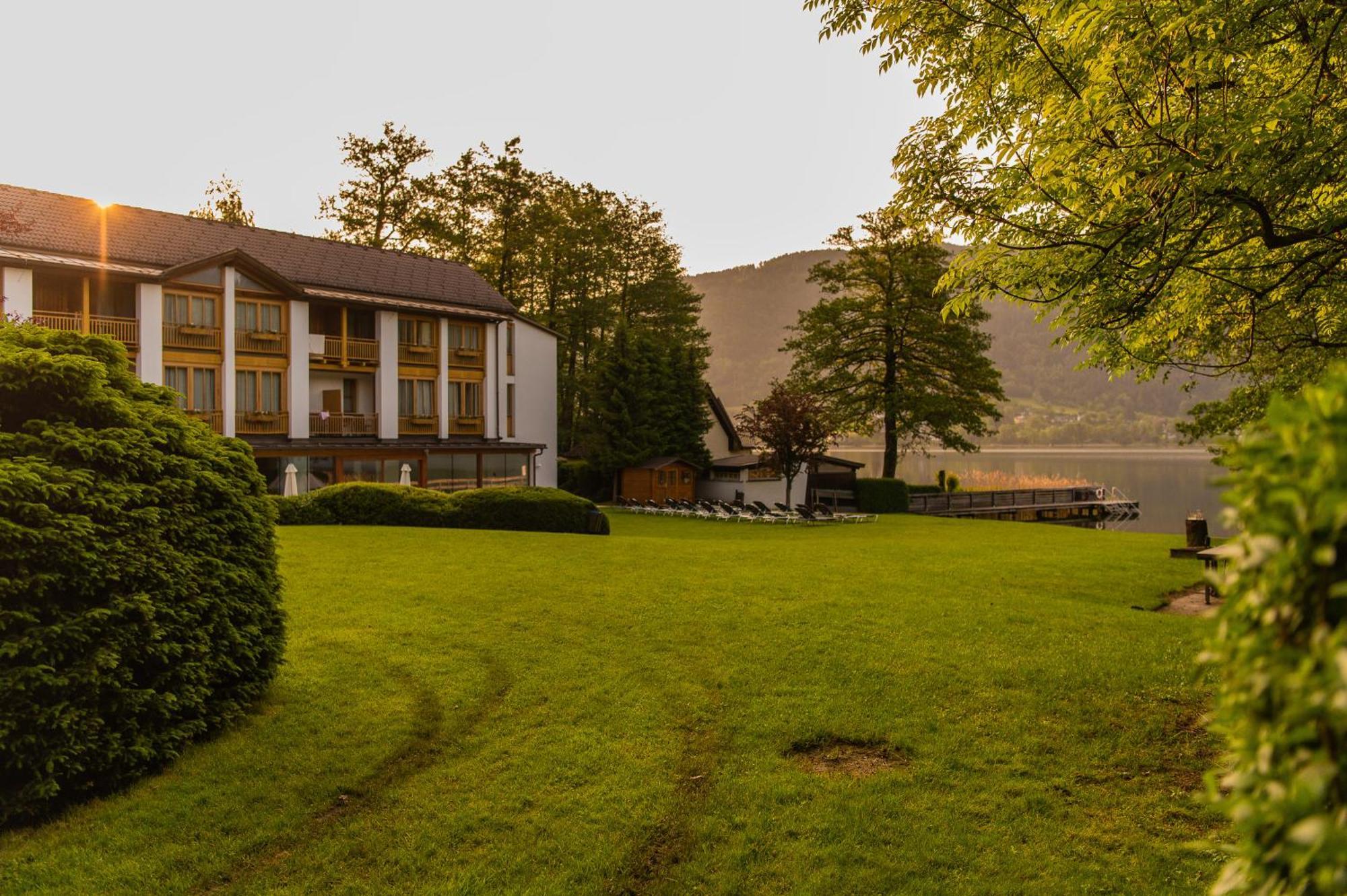 Seehotel Urban Bodensdorf Exterior foto